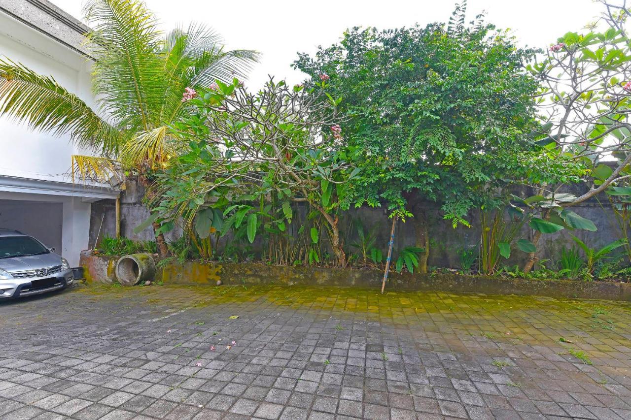 Oyo 90967 Soka Asri Guest House Darmasaba Ngoại thất bức ảnh