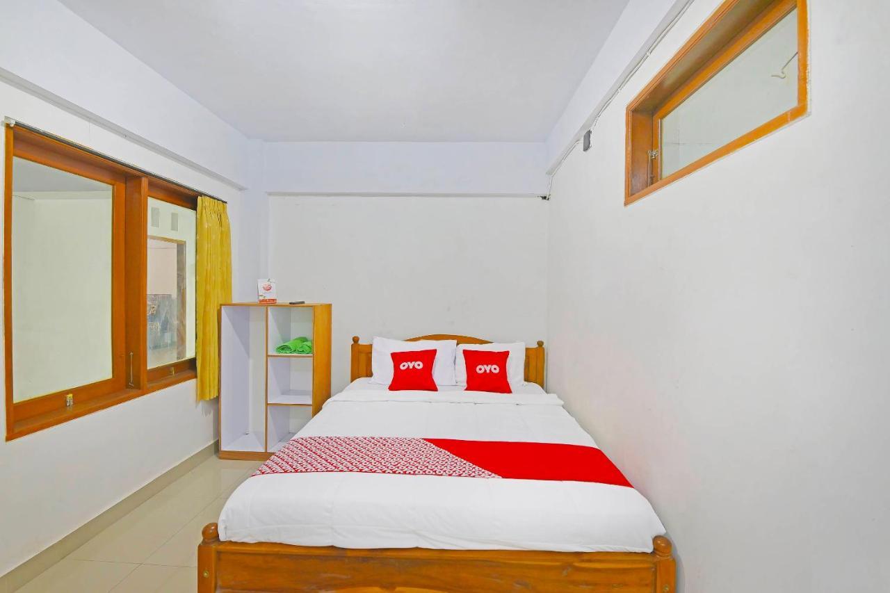 Oyo 90967 Soka Asri Guest House Darmasaba Ngoại thất bức ảnh