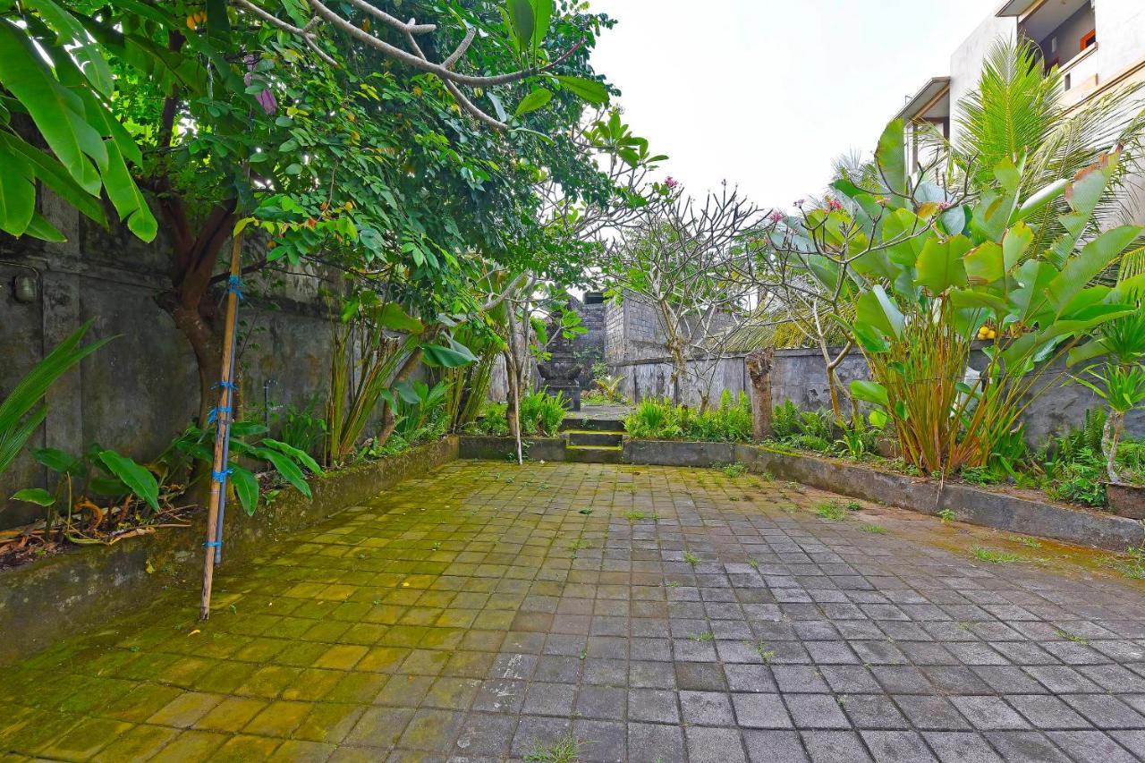 Oyo 90967 Soka Asri Guest House Darmasaba Ngoại thất bức ảnh